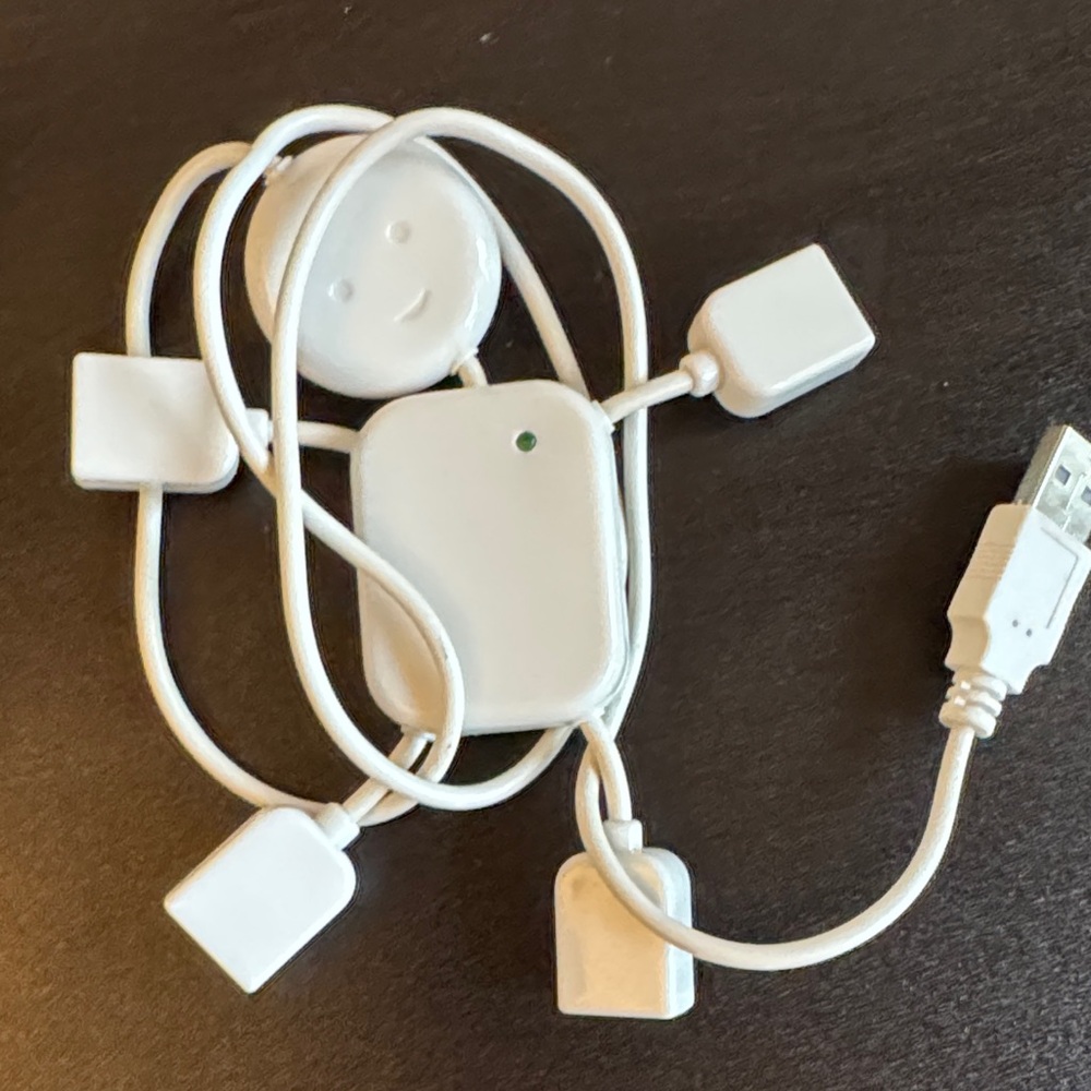 Multiples Charging Cable Collection - Picture 12 of 15